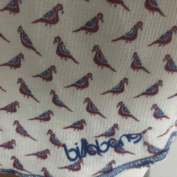 Billabong Thermal Bird Print Top 🦢 - Picture 3 of 3